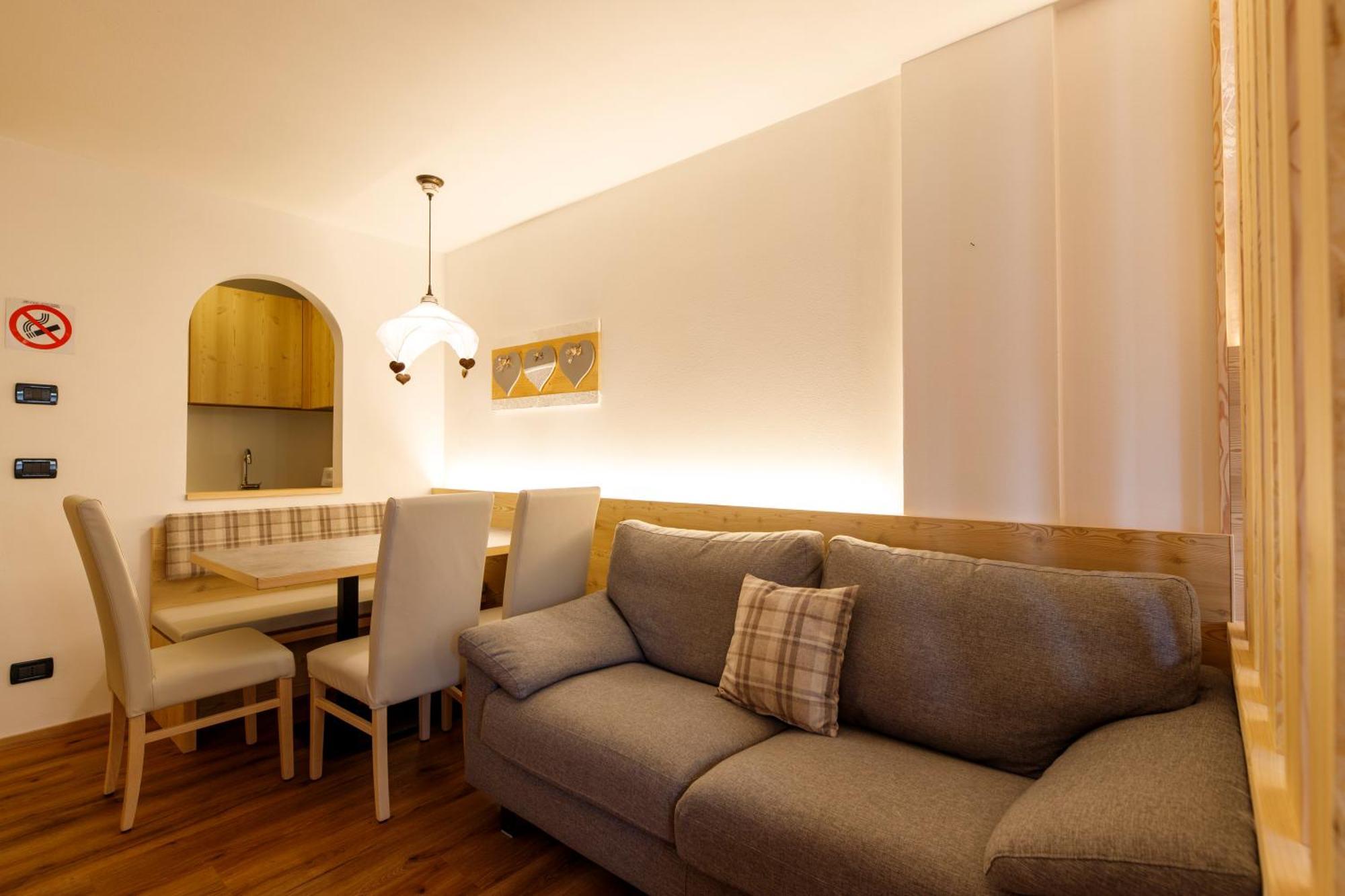 Residence Montebel Tesero Buitenkant foto