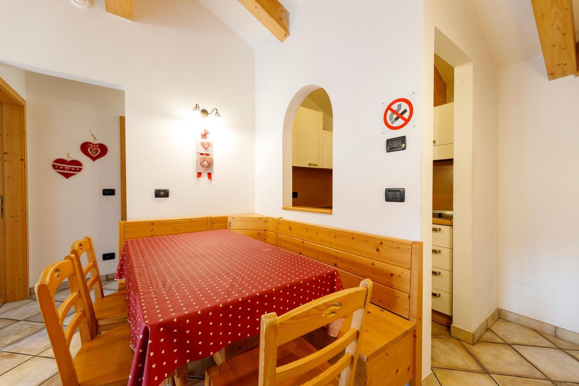 Residence Montebel Tesero Buitenkant foto